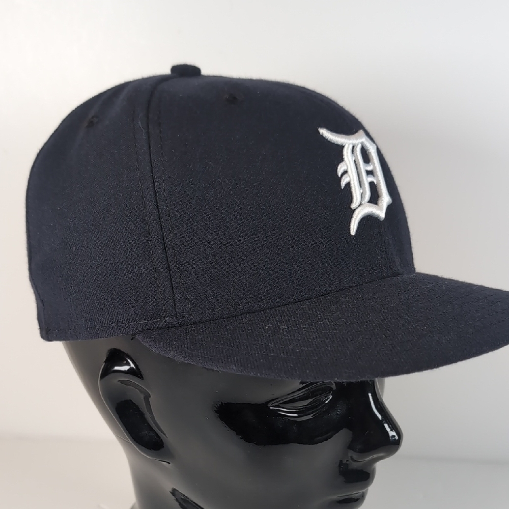 Detroit Tigers 59/50 Size 7 - Picture 2 of 9